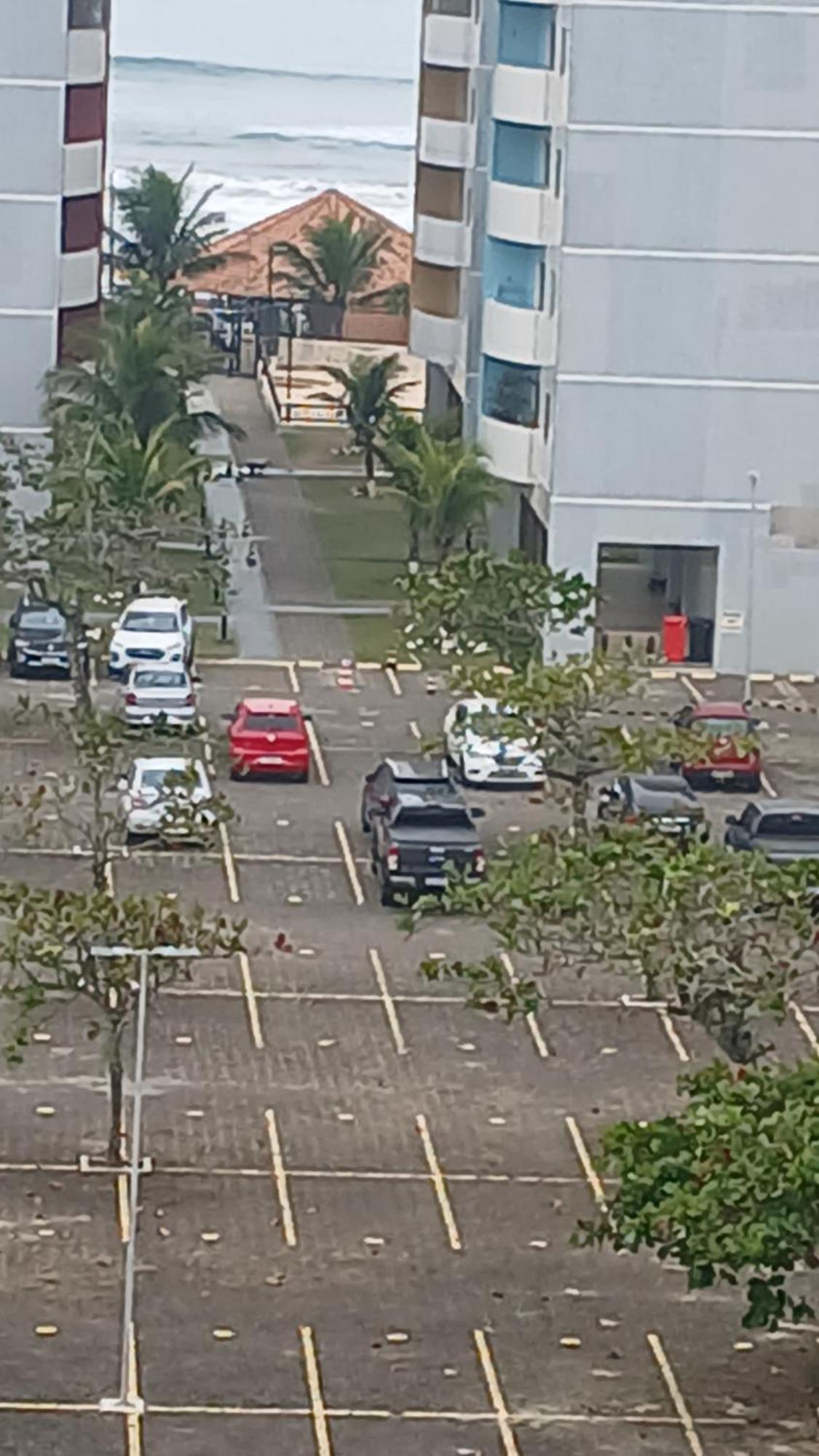 Pe Na Areia, Nascer Do Sol E Vista Do Mar Itanhaém Exterior foto